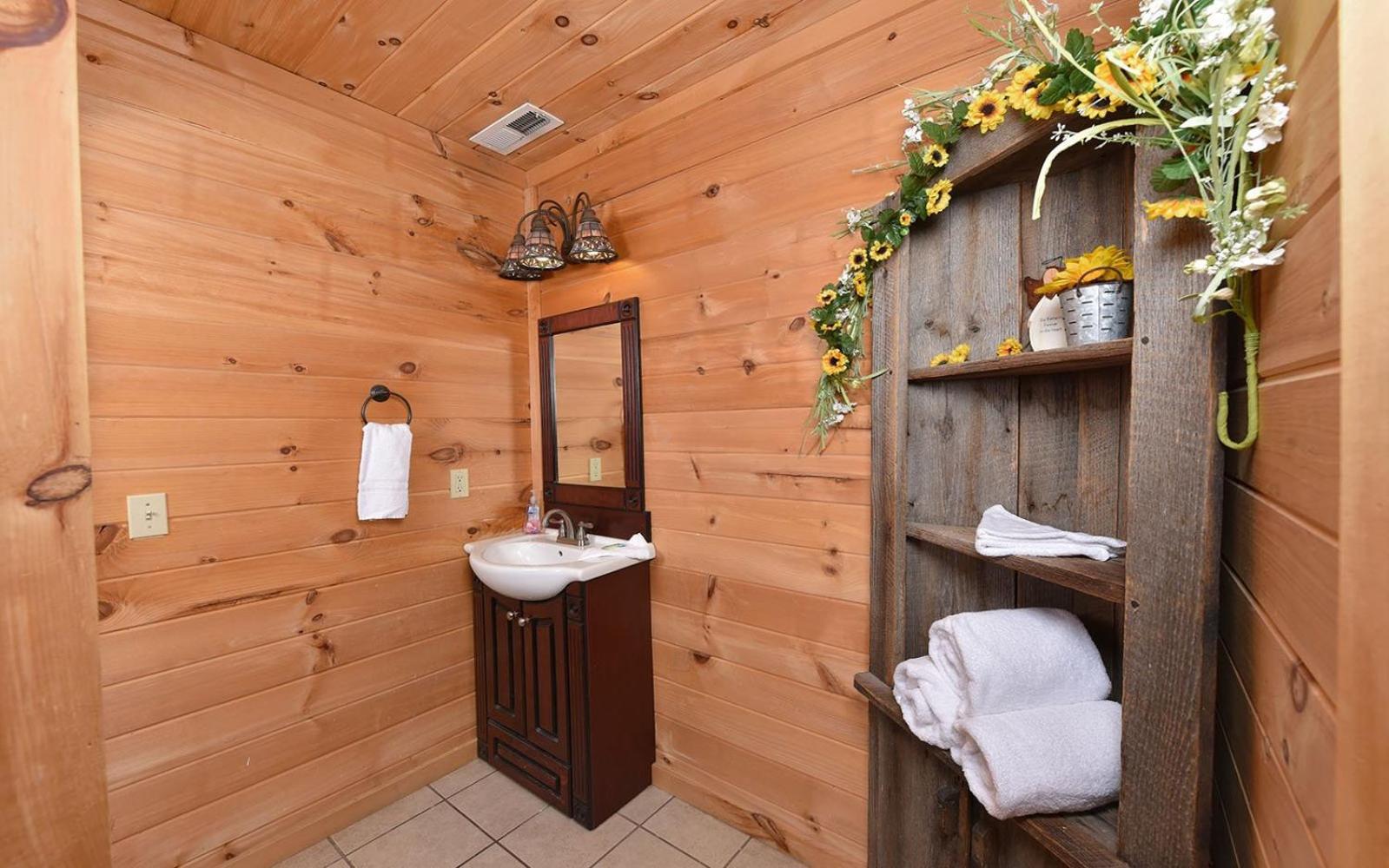 My Runaway Wagon Retreat Sevierville Exterior photo